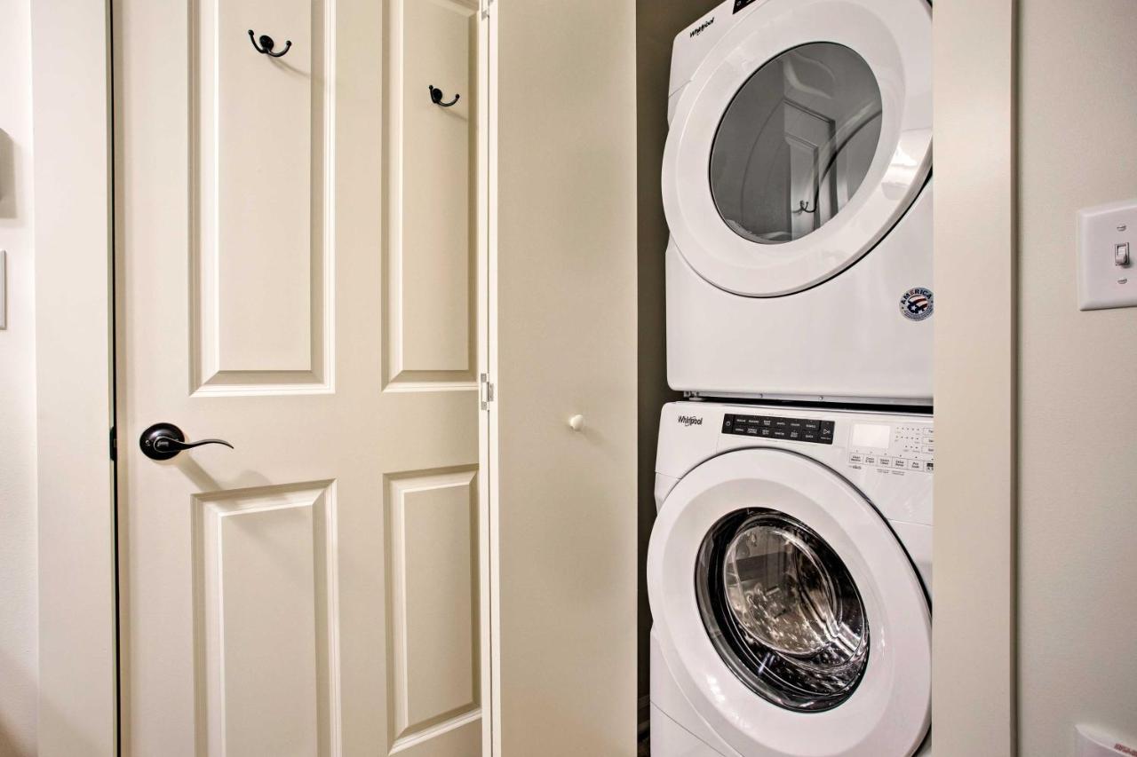 Newly Remodeled Apartment On Main Street In Saluda Exteriér fotografie