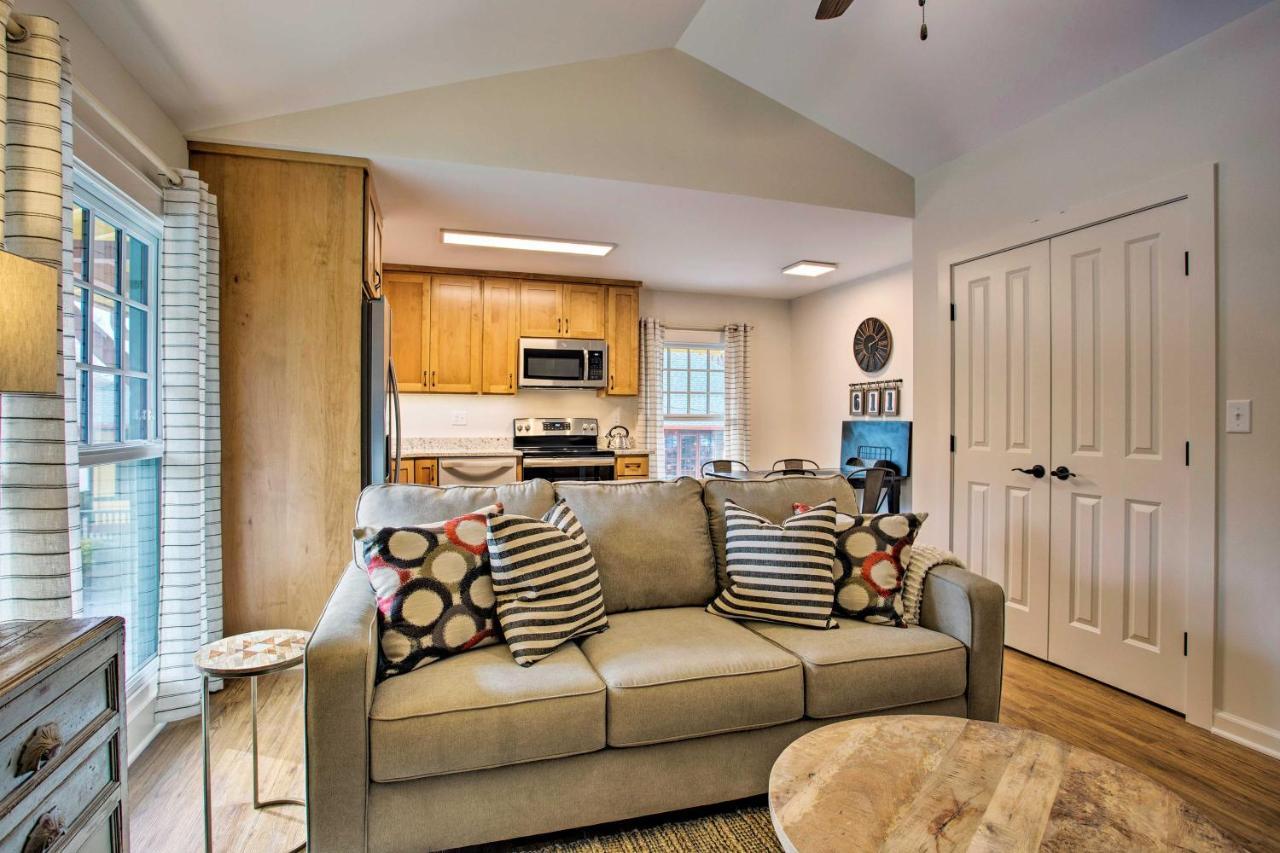Newly Remodeled Apartment On Main Street In Saluda Exteriér fotografie